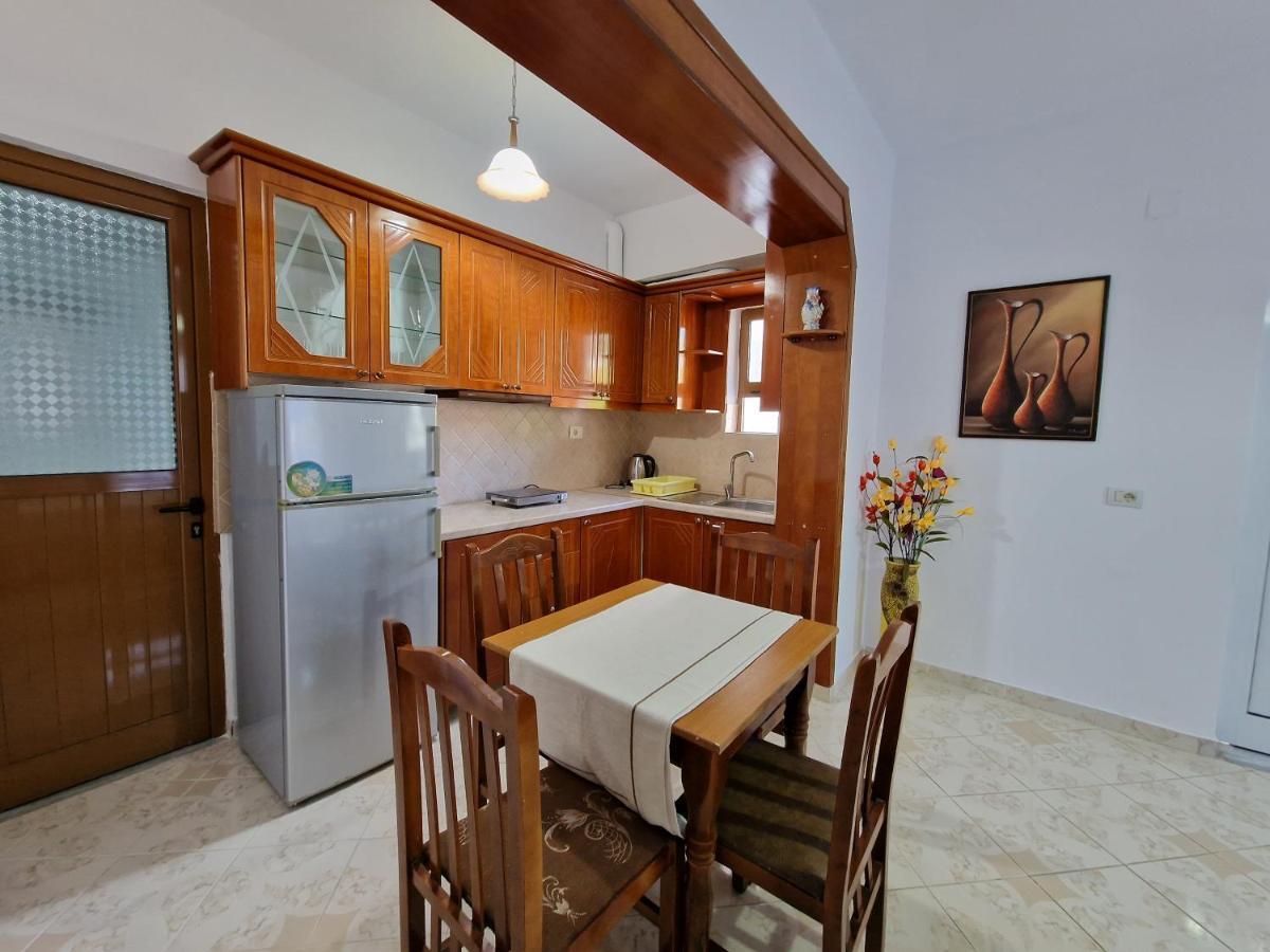 Vila Anxhelo Ksamil Exterior foto
