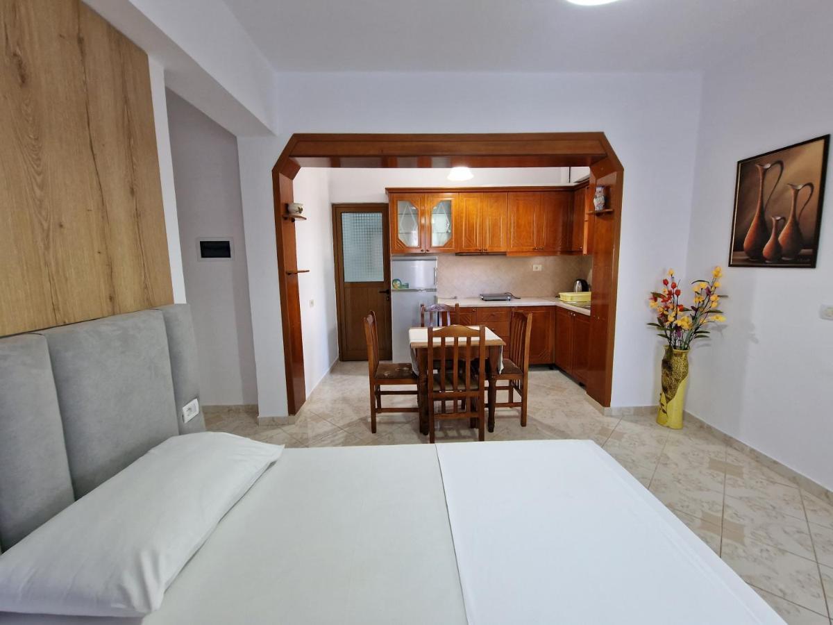 Vila Anxhelo Ksamil Exterior foto